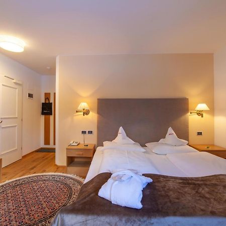 Hotel Berger Superior Riva di Tures Kültér fotó