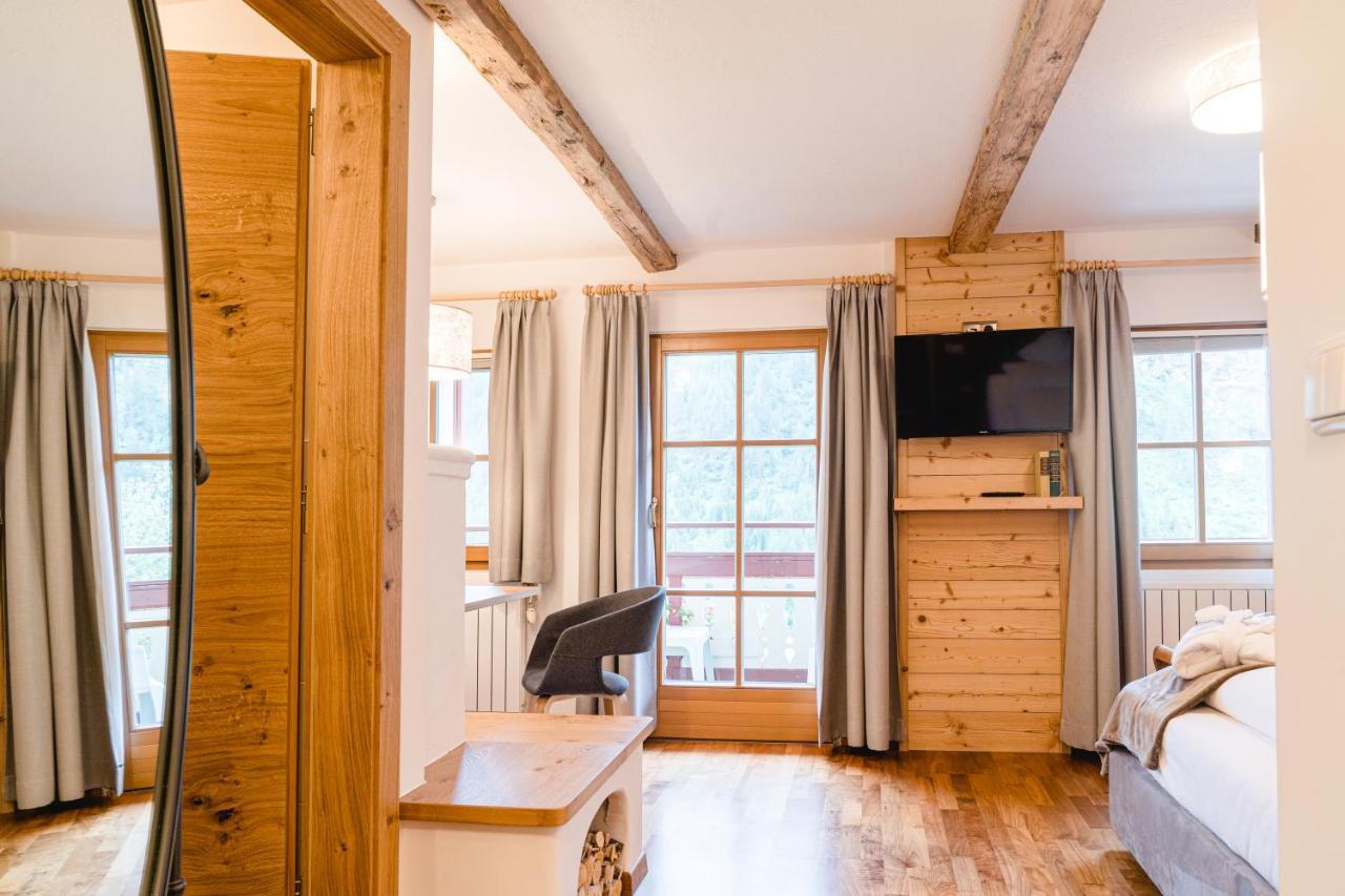 Hotel Berger Superior Riva di Tures Kültér fotó