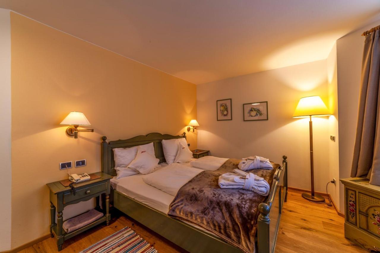 Hotel Berger Superior Riva di Tures Kültér fotó