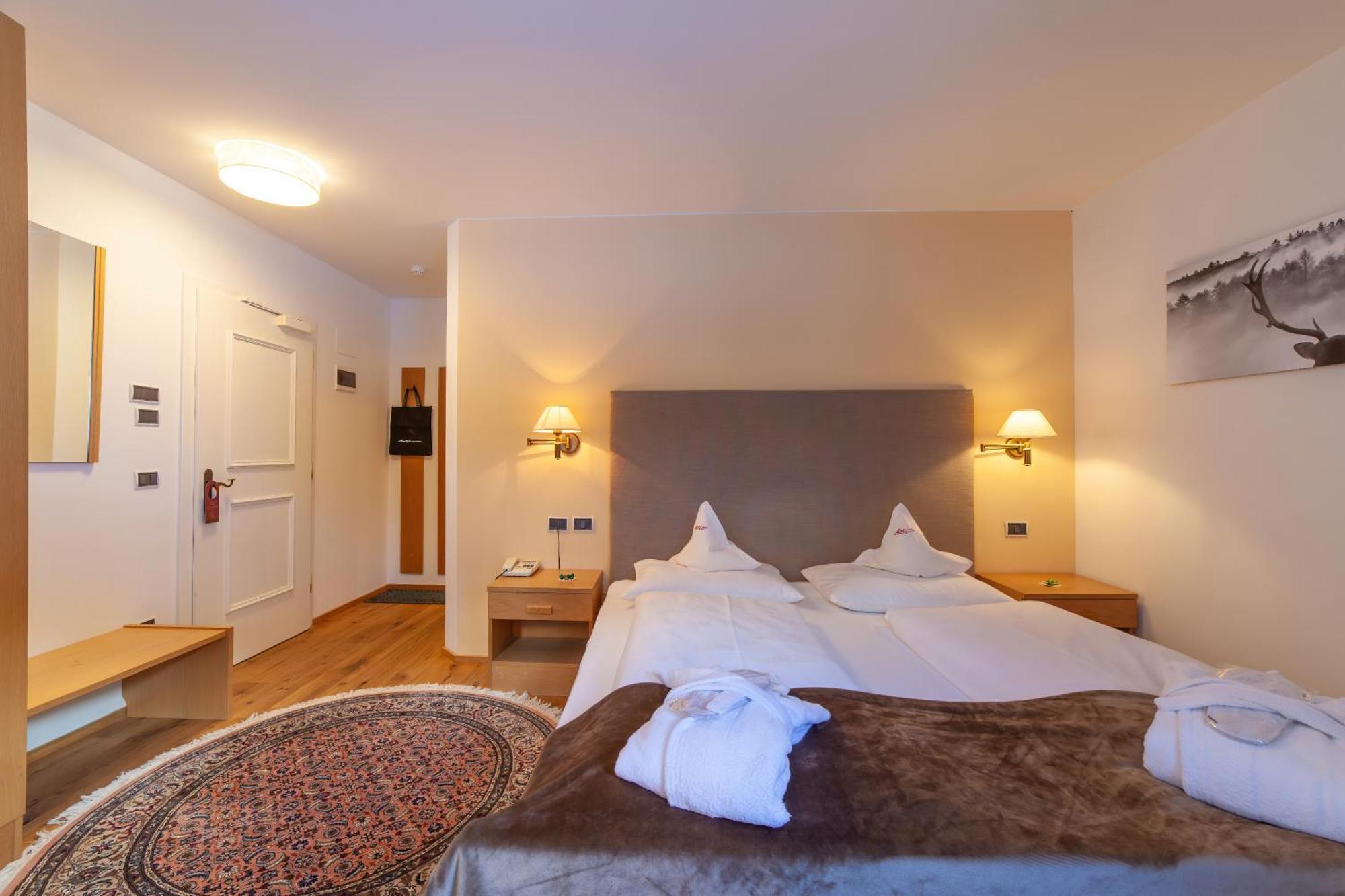 Hotel Berger Superior Riva di Tures Kültér fotó