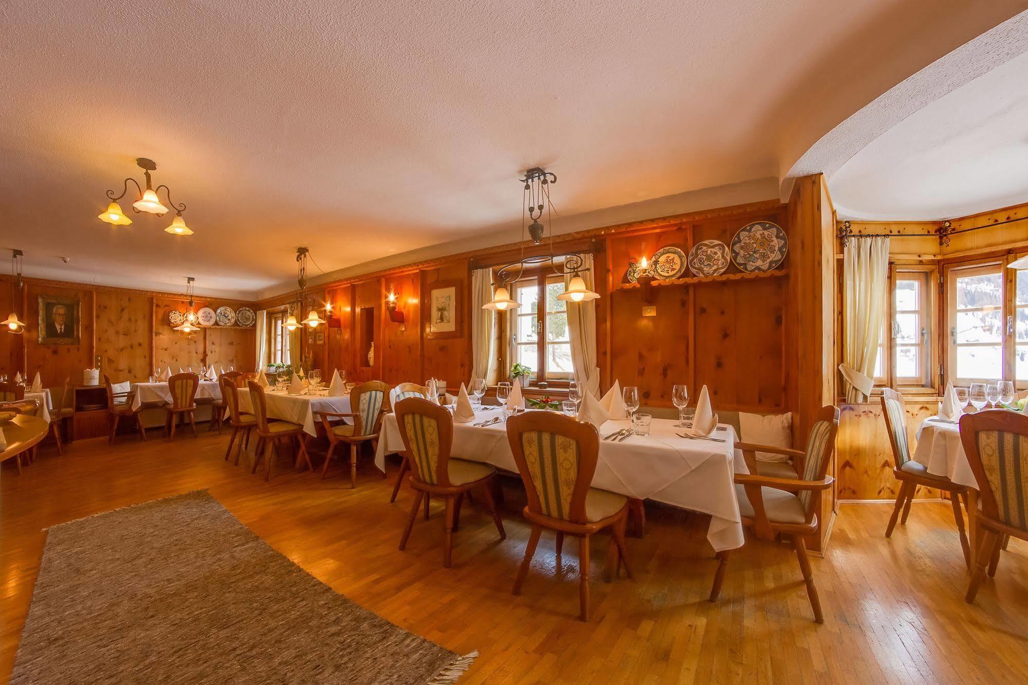 Hotel Berger Superior Riva di Tures Kültér fotó