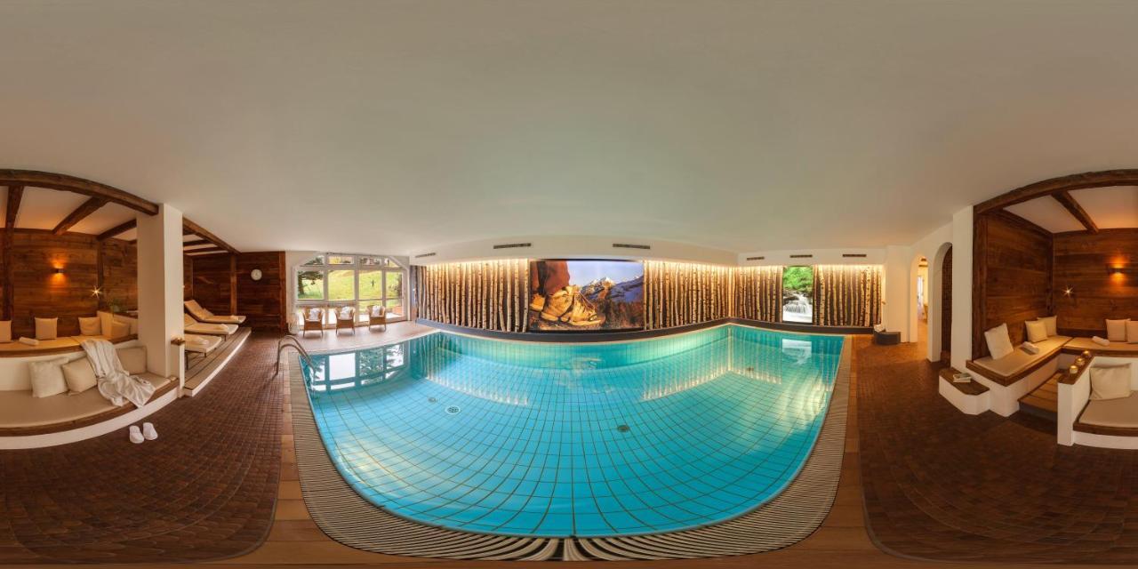 Hotel Berger Superior Riva di Tures Kültér fotó